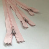 16''/40cm Zips